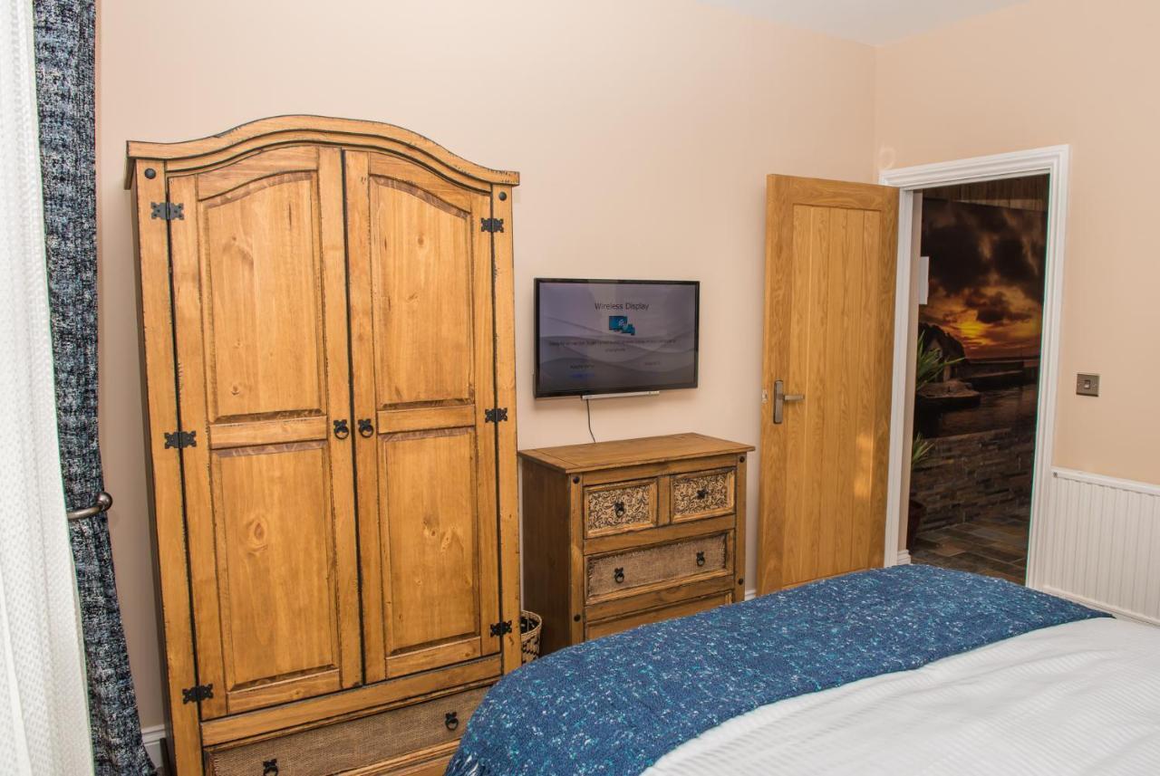 סנט אוסטל Deluxe Rustic Charlestown Themed Apartment מראה חיצוני תמונה
